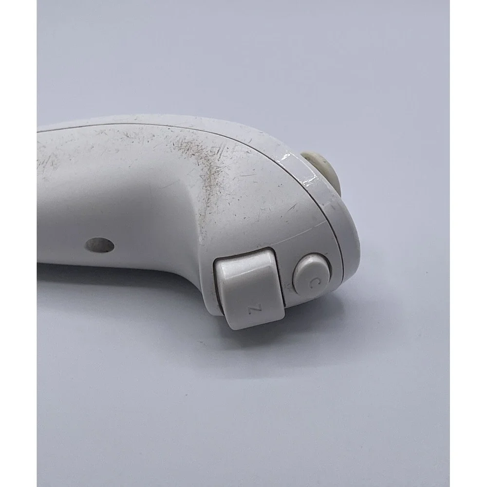 Nintendo Wii Official Authentic OEM White Nunchuck Controller‎ RVL-004 Tested